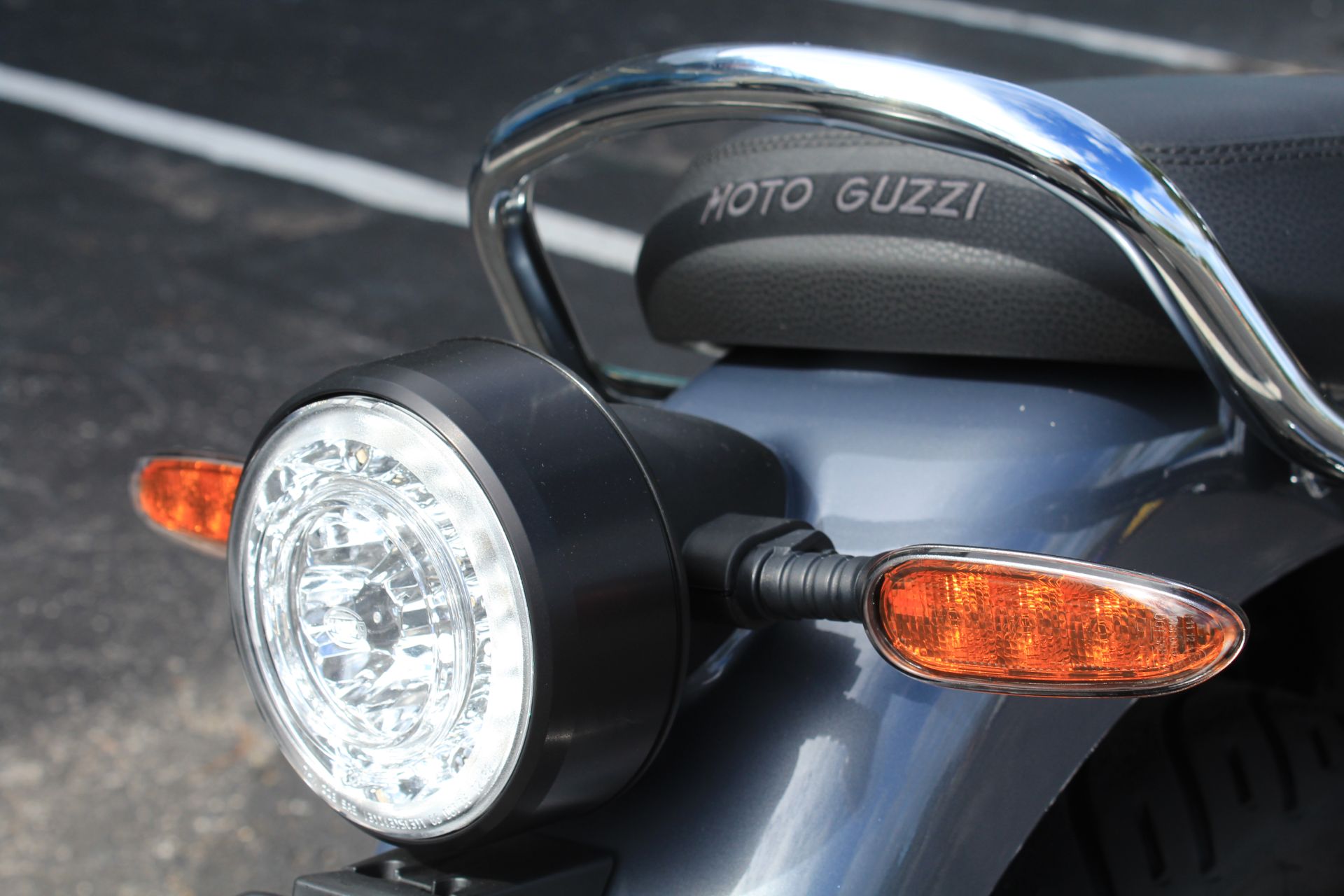 2023 Moto Guzzi V7 Special in Gainesville, Florida - Photo 10
