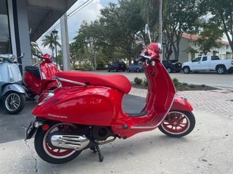 2023 Vespa Primavera 150 Red in Naples, Florida - Photo 3