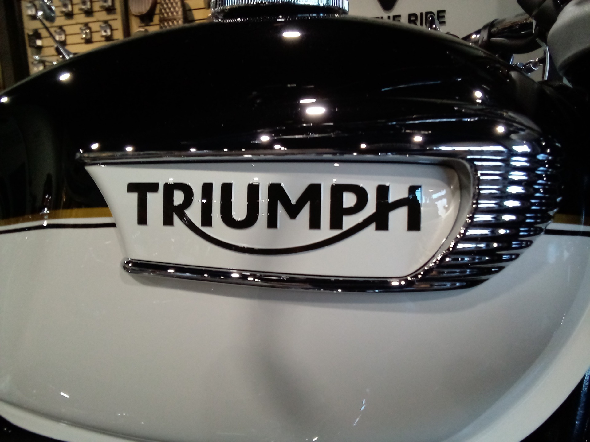 2023 Triumph Bonneville Speedmaster in Mooresville, North Carolina - Photo 5