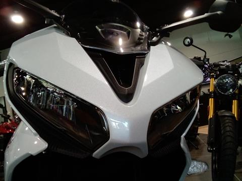 2025 Triumph Daytona 660 in Mooresville, North Carolina - Photo 8