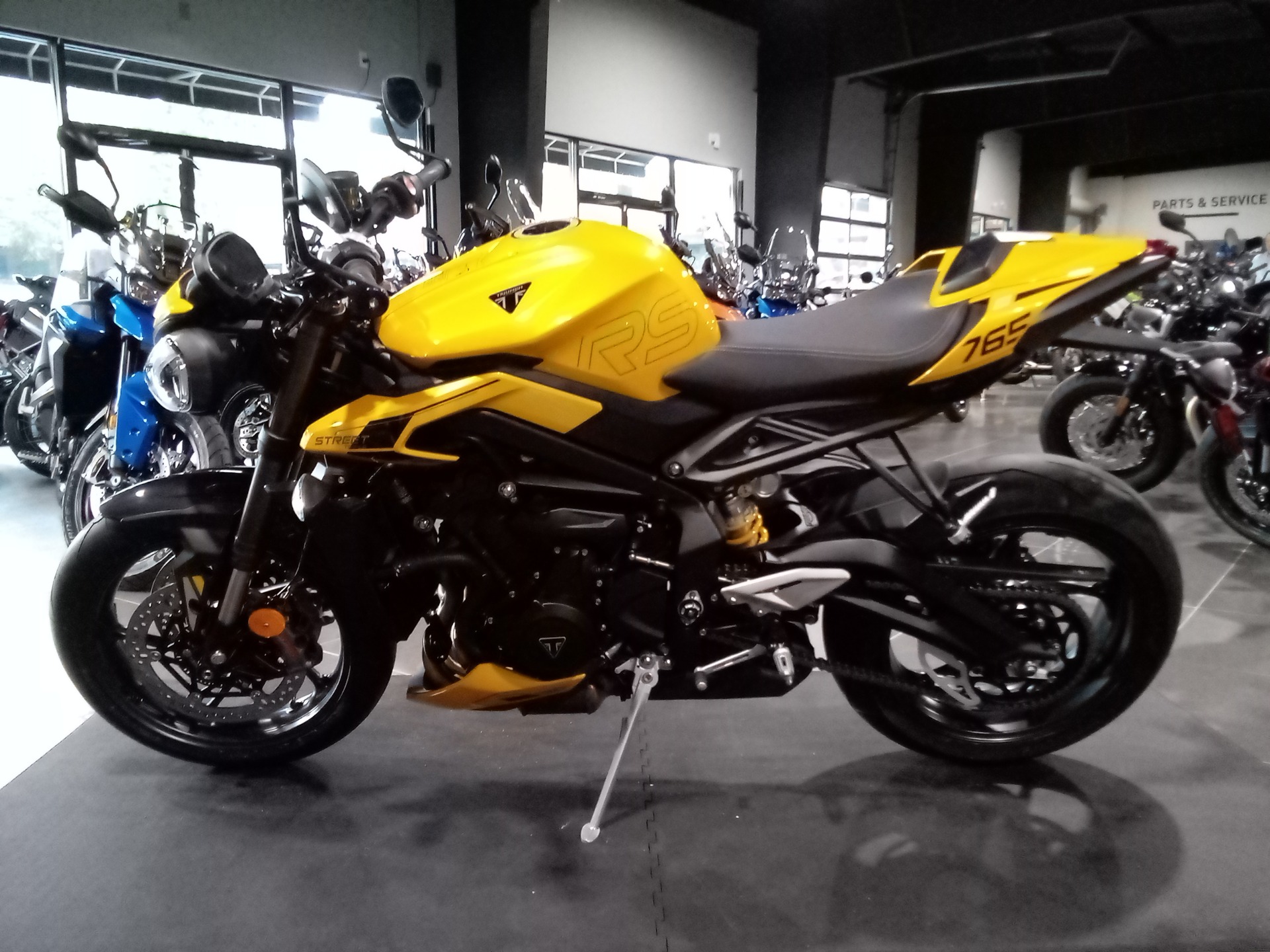 2024 Triumph Street Triple RS in Mooresville, North Carolina - Photo 2