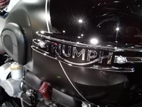2023 Triumph Bonneville T120 Black in Mooresville, North Carolina - Photo 5