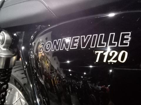 2023 Triumph Bonneville T120 Chrome Edition in Mooresville, North Carolina - Photo 6