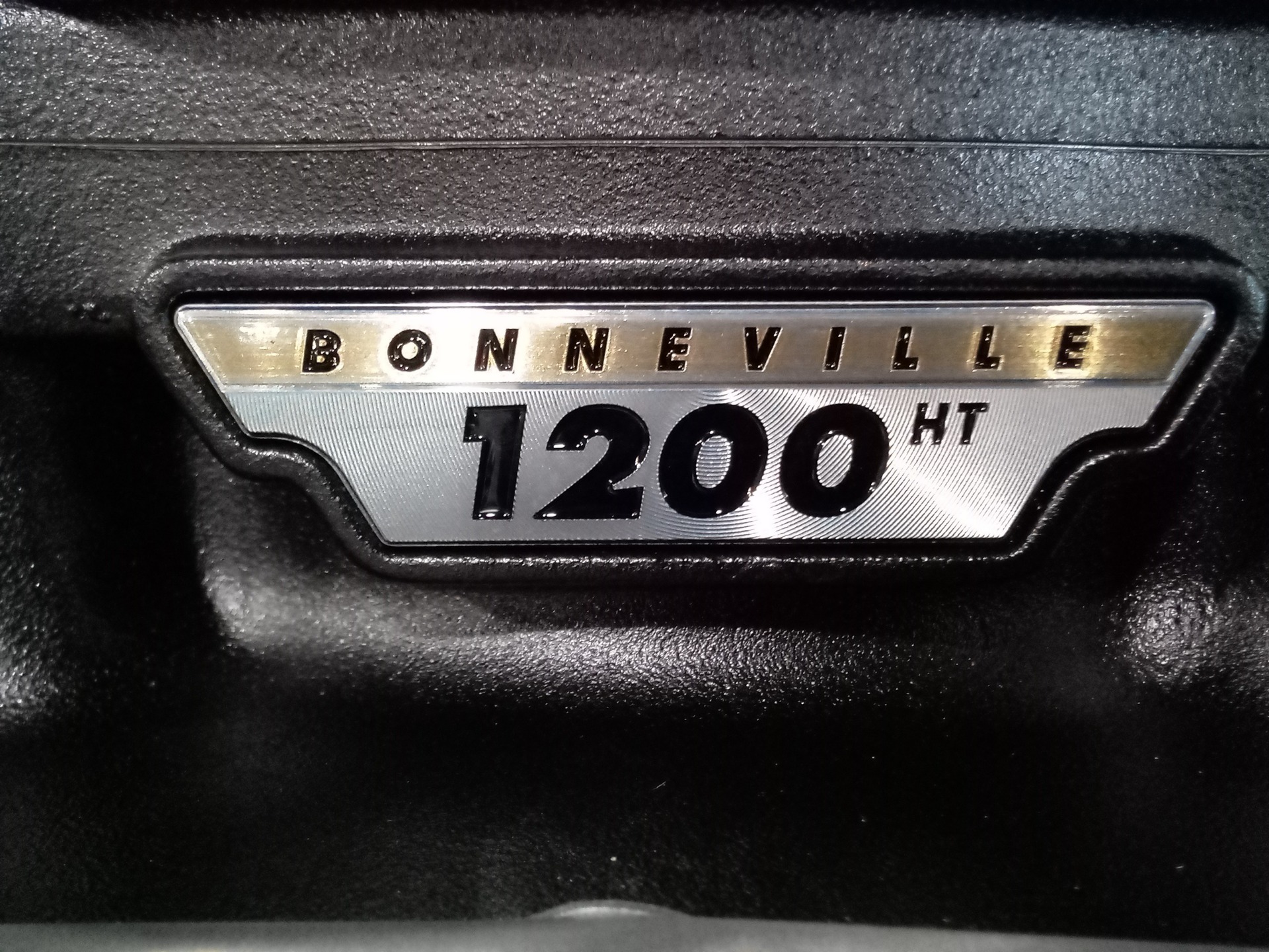 2023 Triumph Bonneville T120 in Mooresville, North Carolina - Photo 7