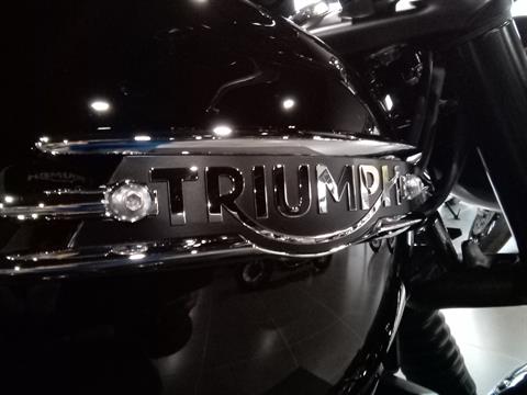 2024 Triumph Bonneville T120 Black in Mooresville, North Carolina - Photo 5
