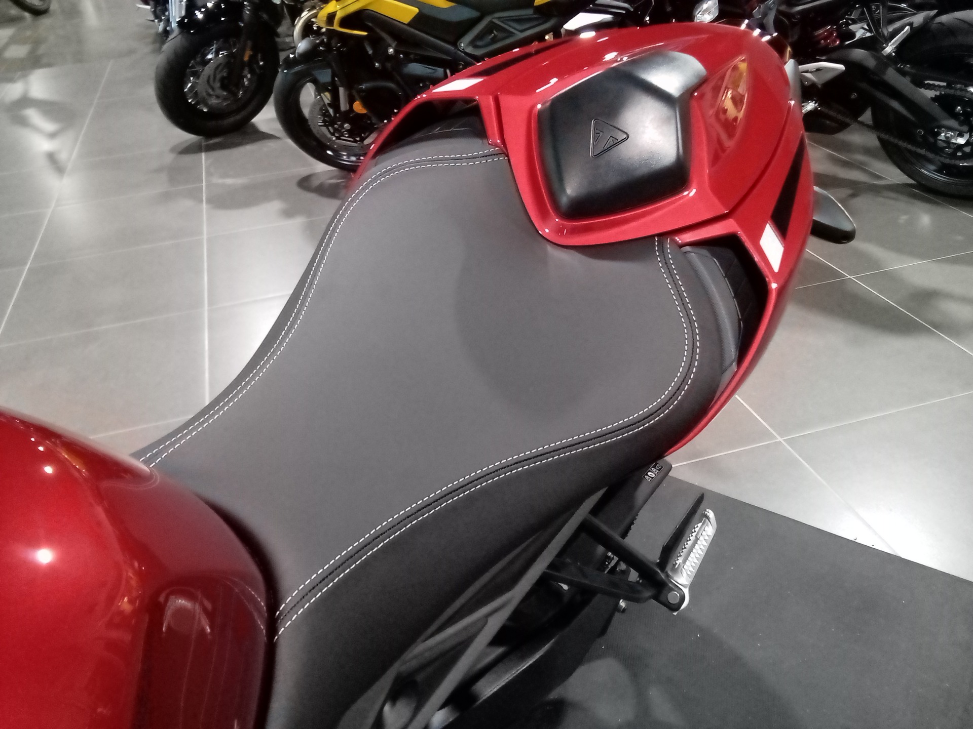 2024 Triumph Street Triple RS in Mooresville, North Carolina - Photo 11