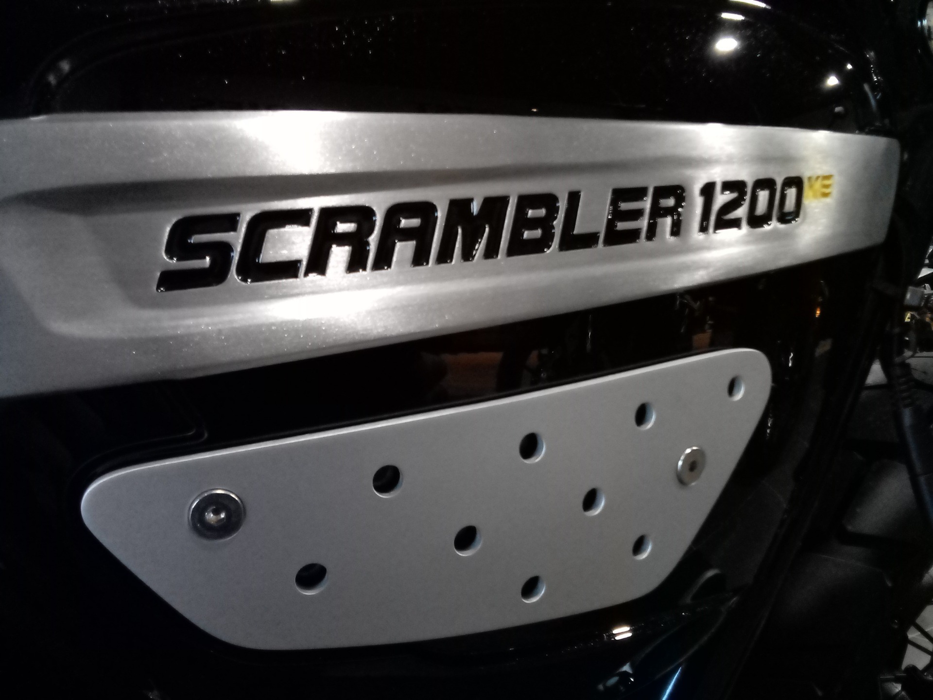 2024 Triumph Scrambler 1200 XE in Mooresville, North Carolina - Photo 6