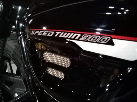 2023 Triumph Speed Twin 900 Chrome Edition in Mooresville, North Carolina - Photo 6