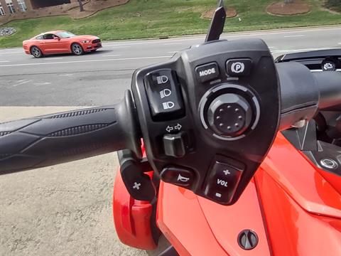 2021 Can-Am Spyder F3 Limited in Mooresville, North Carolina - Photo 9