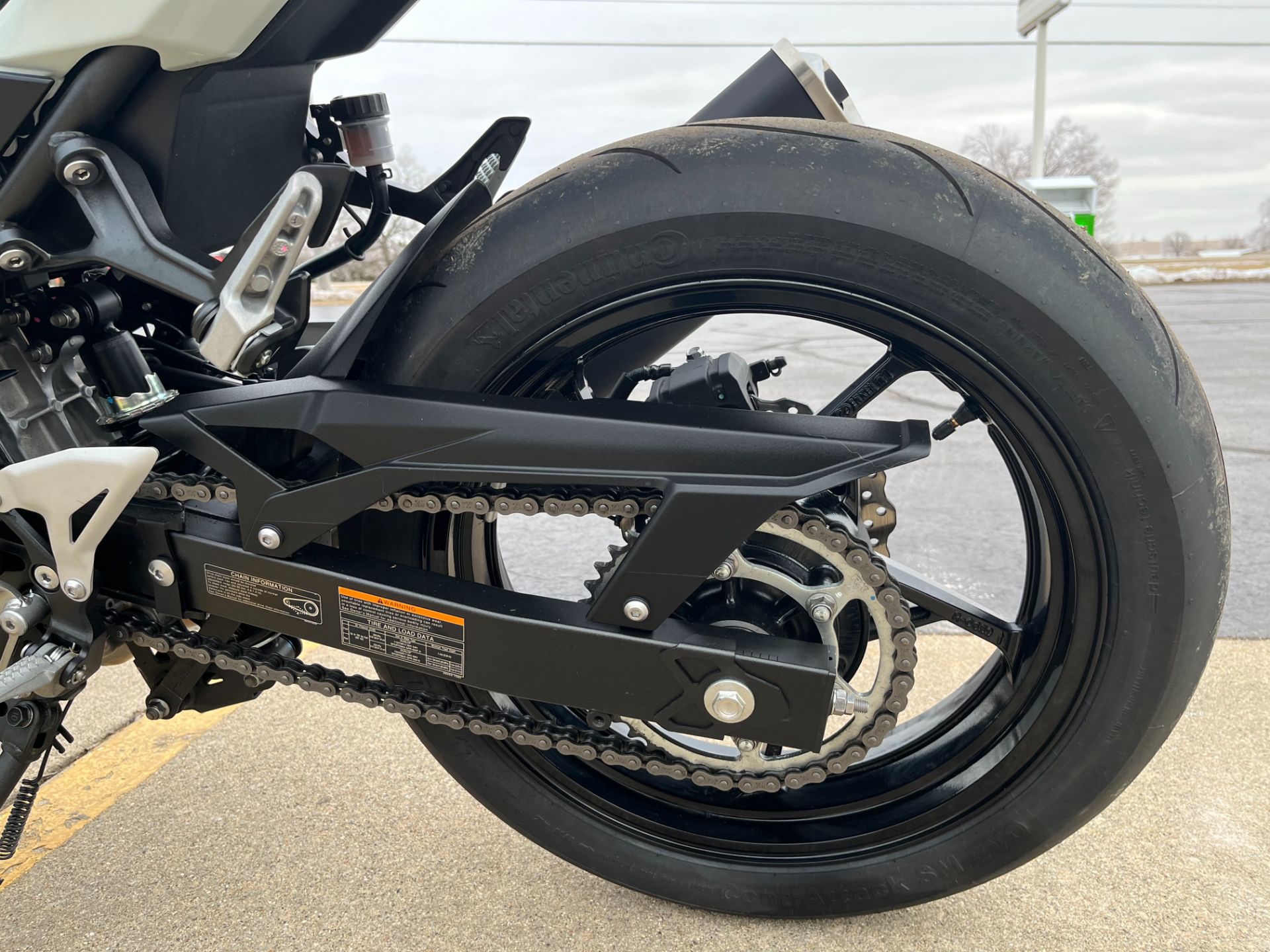 2022 Kawasaki Z400 ABS in Freeport, Illinois - Photo 15