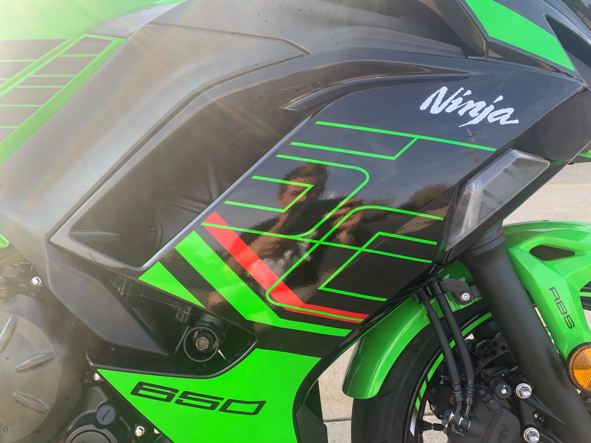 2024 Kawasaki NINJA 650 ABS KRT EDITION in Freeport, Illinois - Photo 15