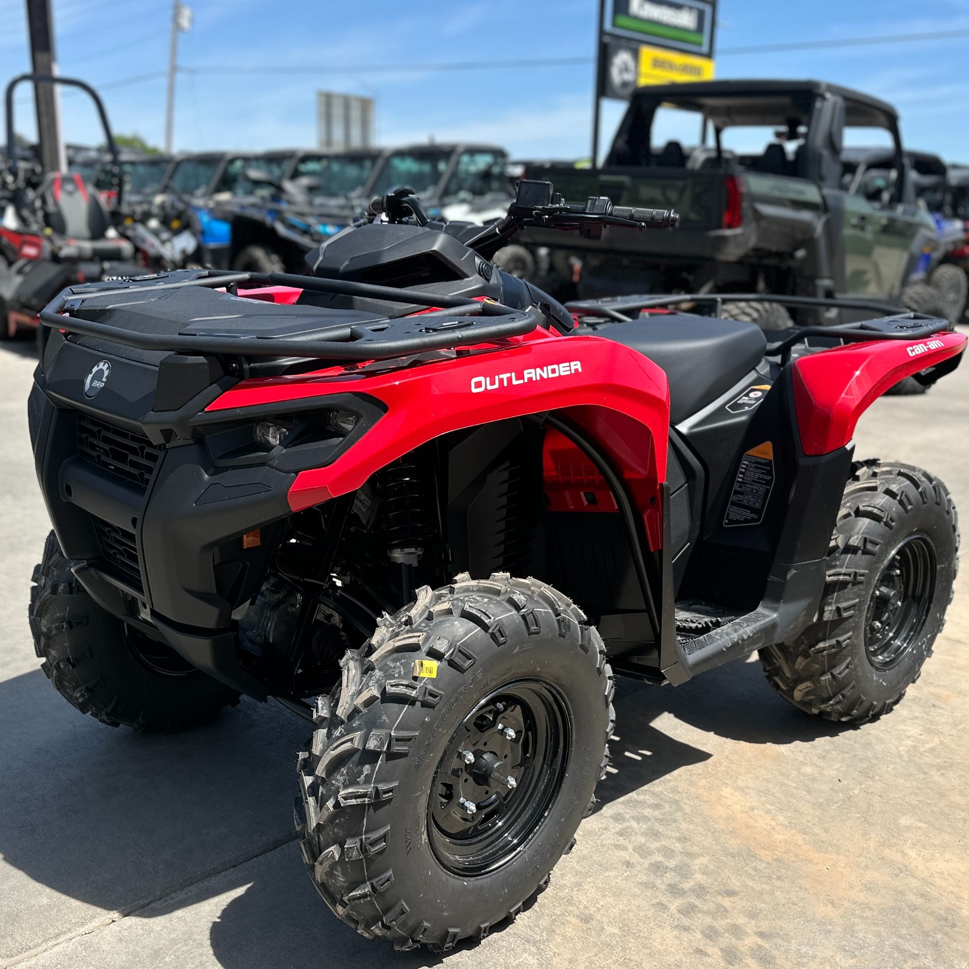 2024 Can-Am Outlander DPS 700 in Festus, Missouri - Photo 2