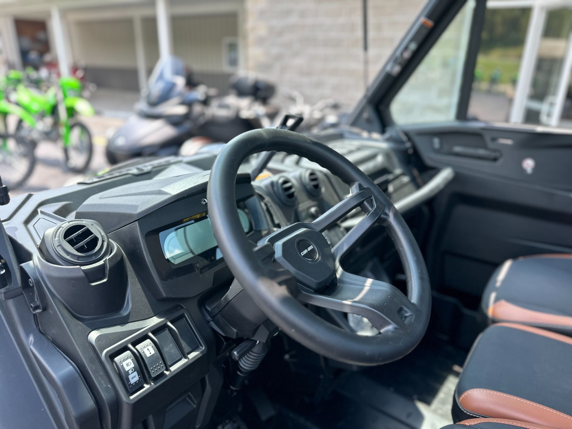 2024 Can-Am Defender Limited in Festus, Missouri - Photo 10