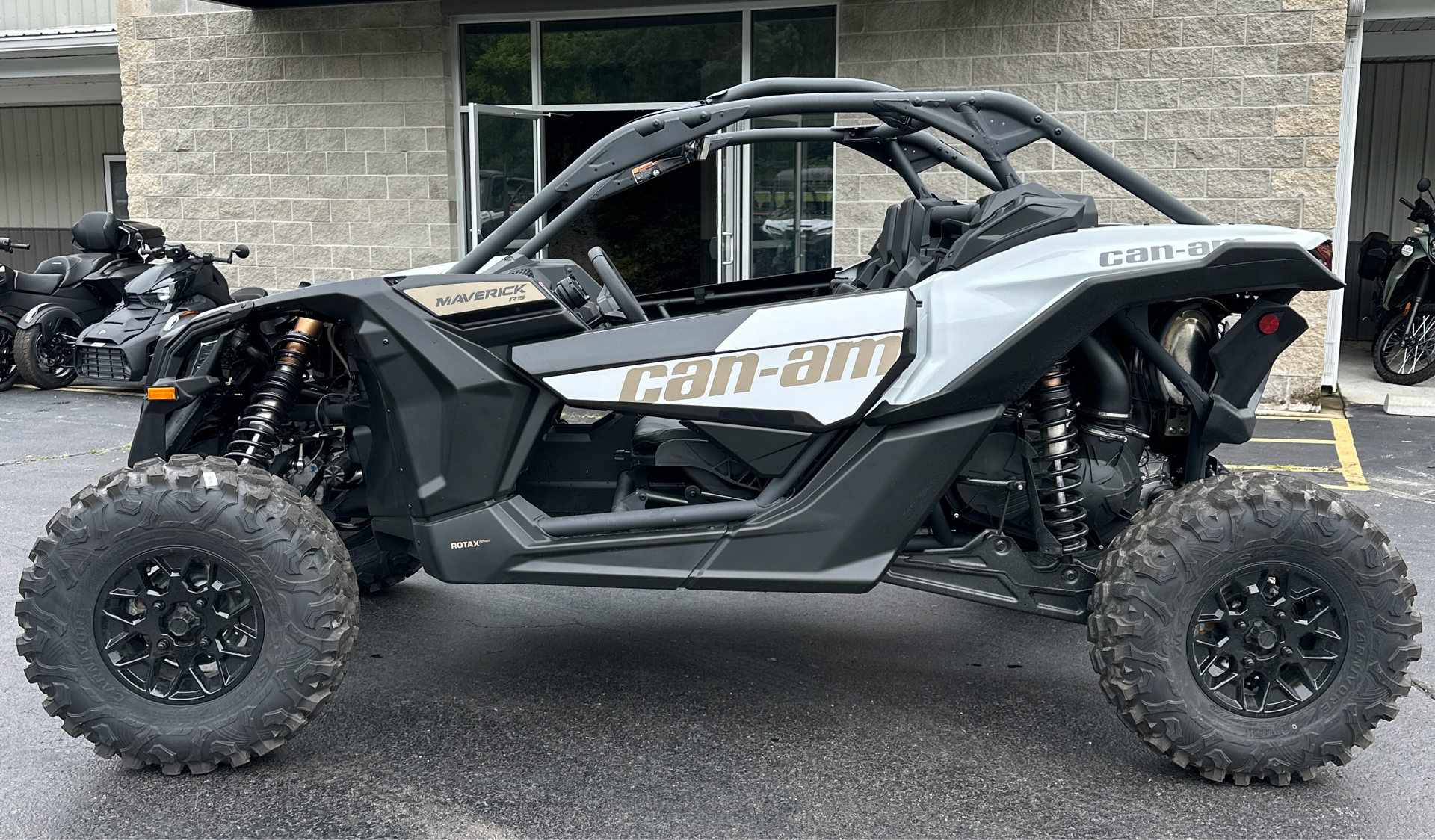 2024 Can-Am Maverick X3 RS Turbo in Festus, Missouri - Photo 9