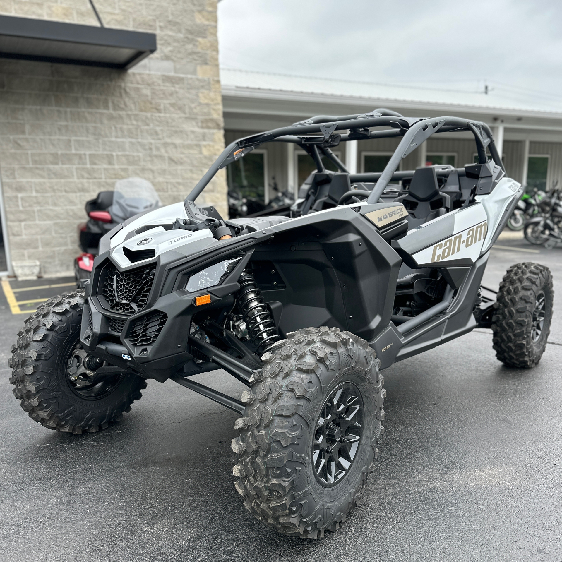 2024 Can-Am Maverick X3 RS Turbo in Festus, Missouri - Photo 2