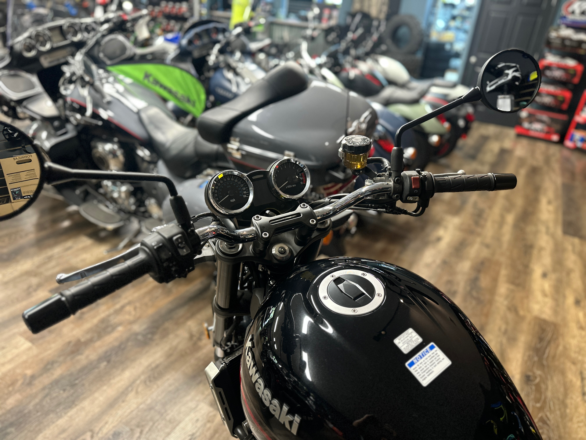 2024 Kawasaki Z900RS ABS in Festus, Missouri - Photo 4