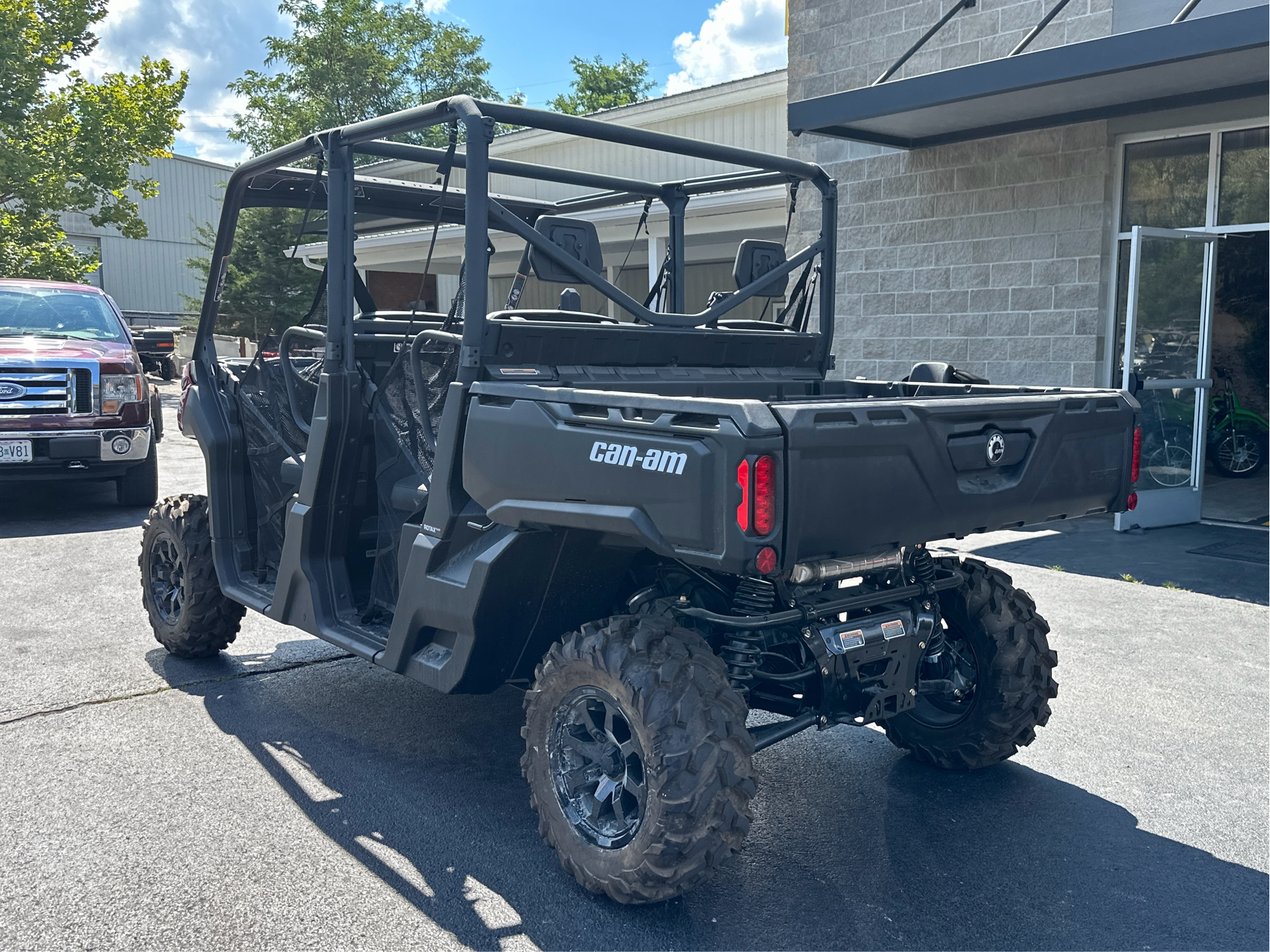 2024 Can-Am Defender MAX DPS HD10 in Festus, Missouri - Photo 8