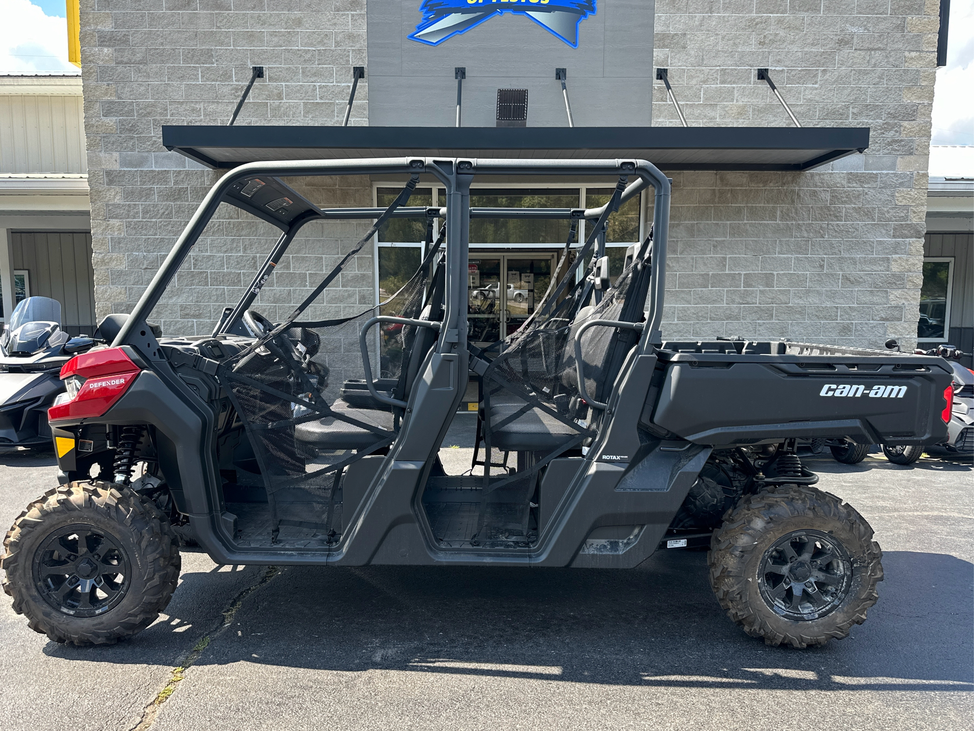 2024 Can-Am Defender MAX DPS HD10 in Festus, Missouri - Photo 13