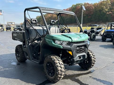 2025 Can-Am Defender DPS HD9 in Festus, Missouri - Photo 4