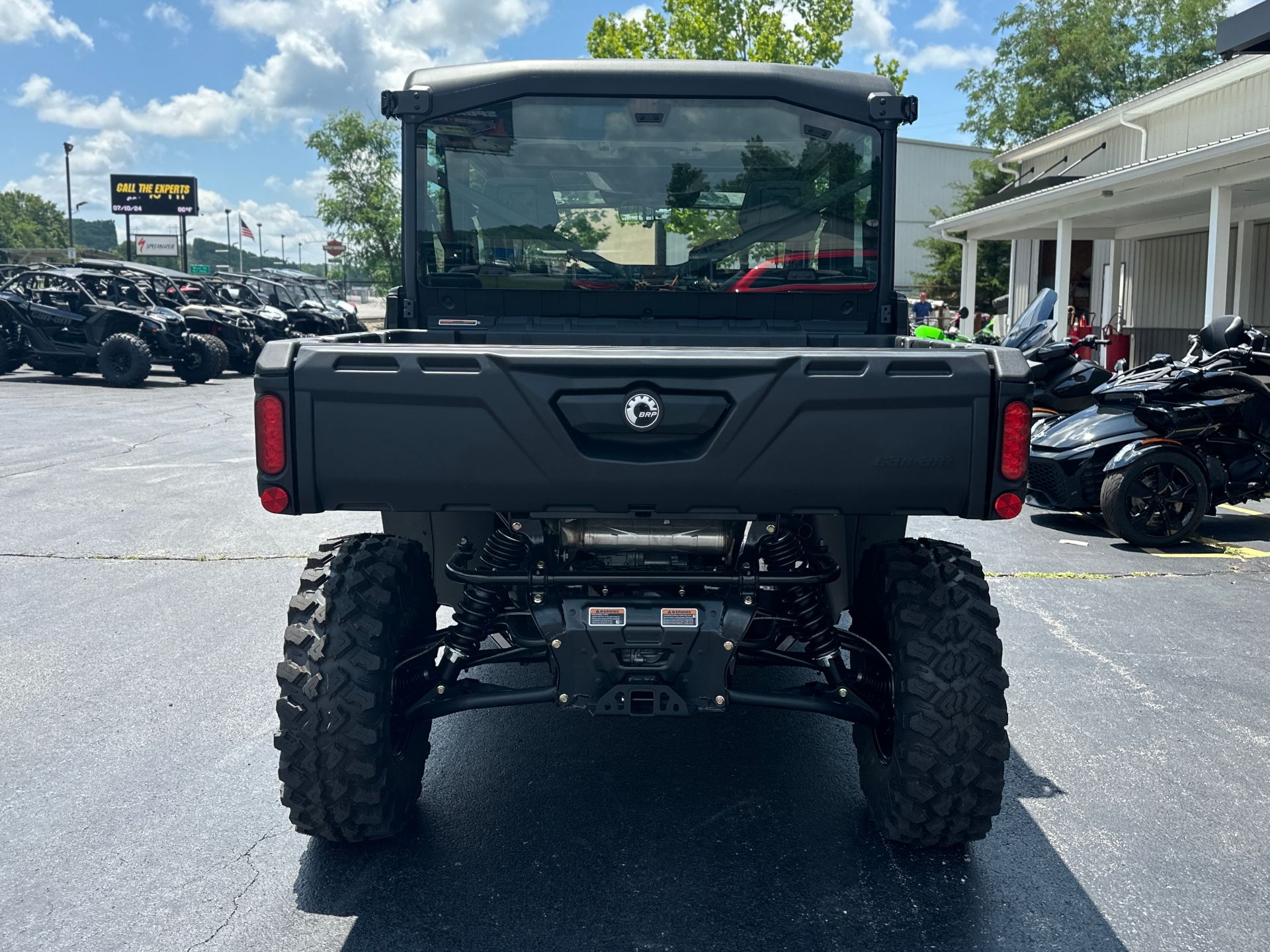 2024 Can-Am Defender MAX Limited in Festus, Missouri - Photo 7