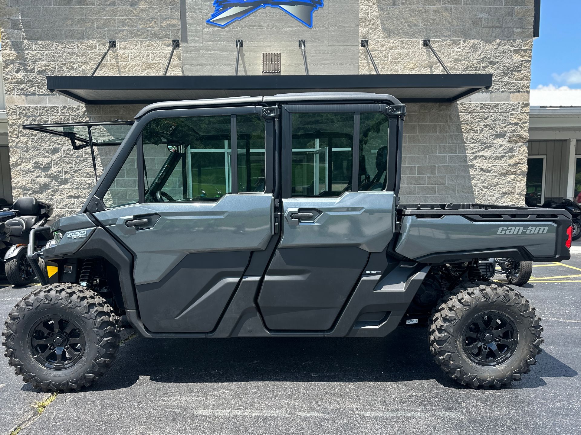 2024 Can-Am Defender MAX Limited in Festus, Missouri - Photo 9