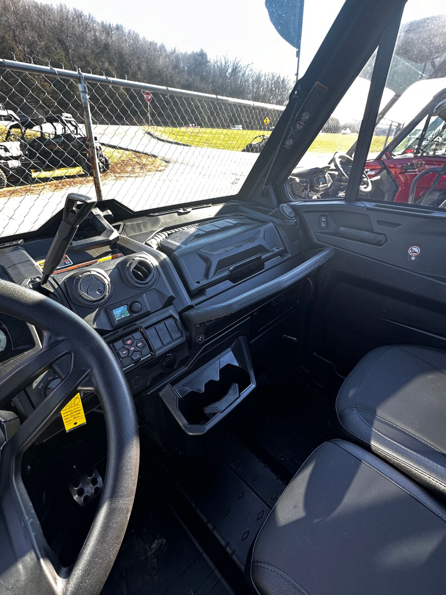 2024 Can-Am Defender Limited in Festus, Missouri - Photo 11