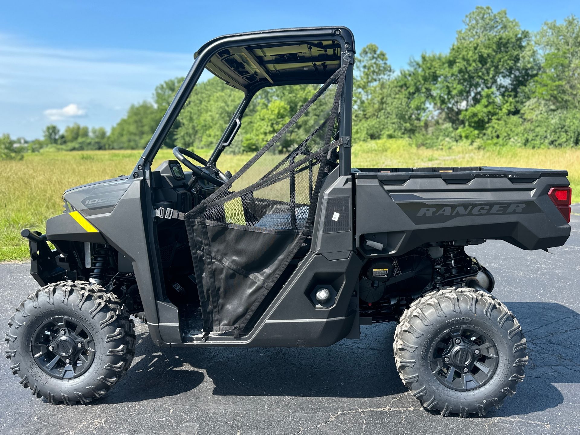 2025 Polaris Ranger 1000 Premium in Farmington, Missouri - Photo 8