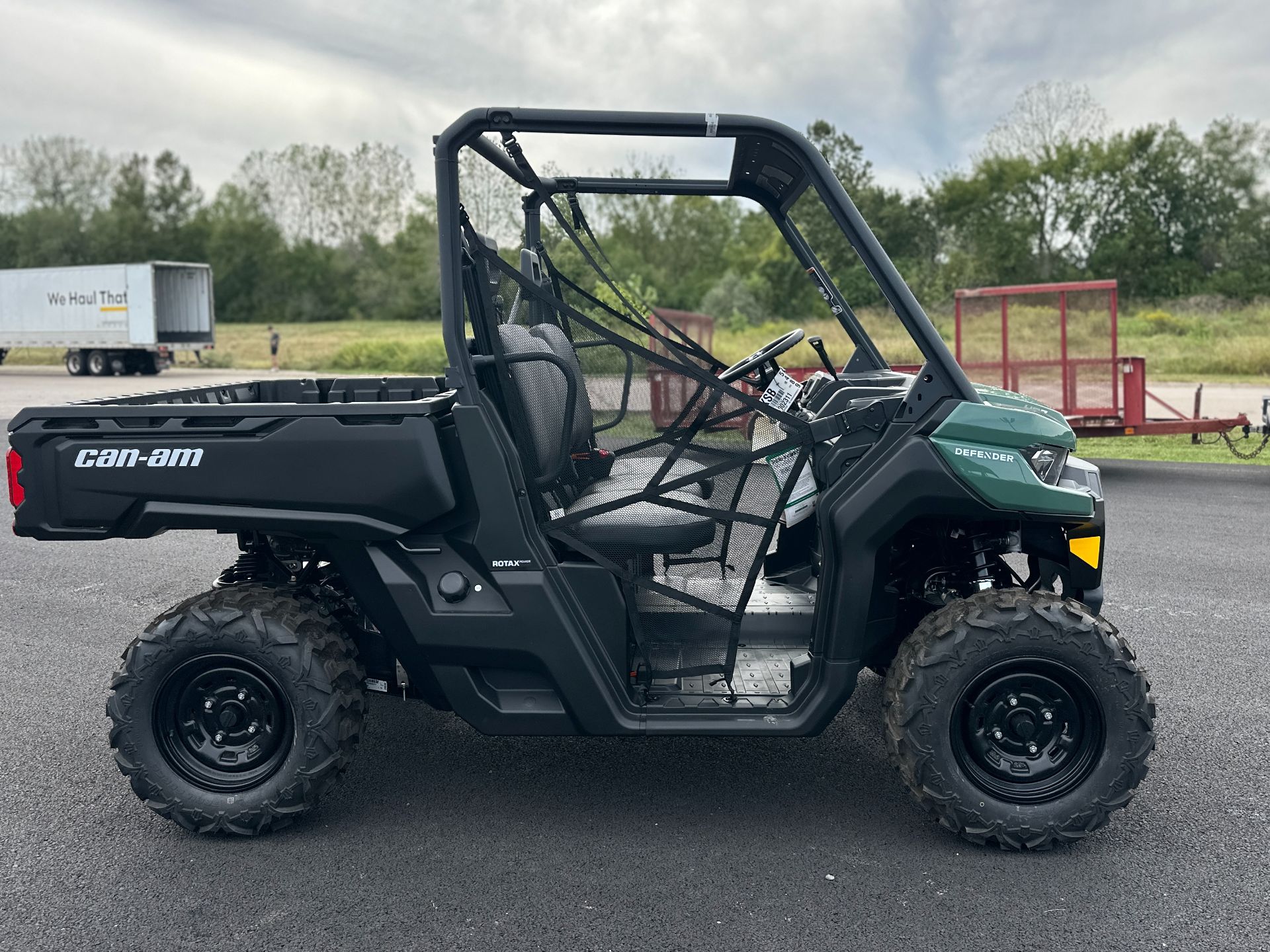 2025 Can-Am Defender HD7 in Farmington, Missouri - Photo 8