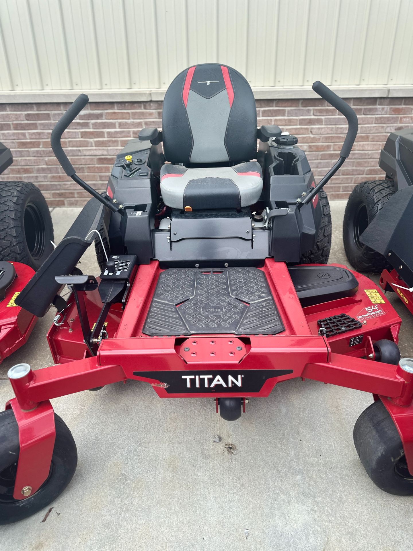 2022 Toro Titan 54 in. Kohler 26 hp in Farmington, Missouri - Photo 5