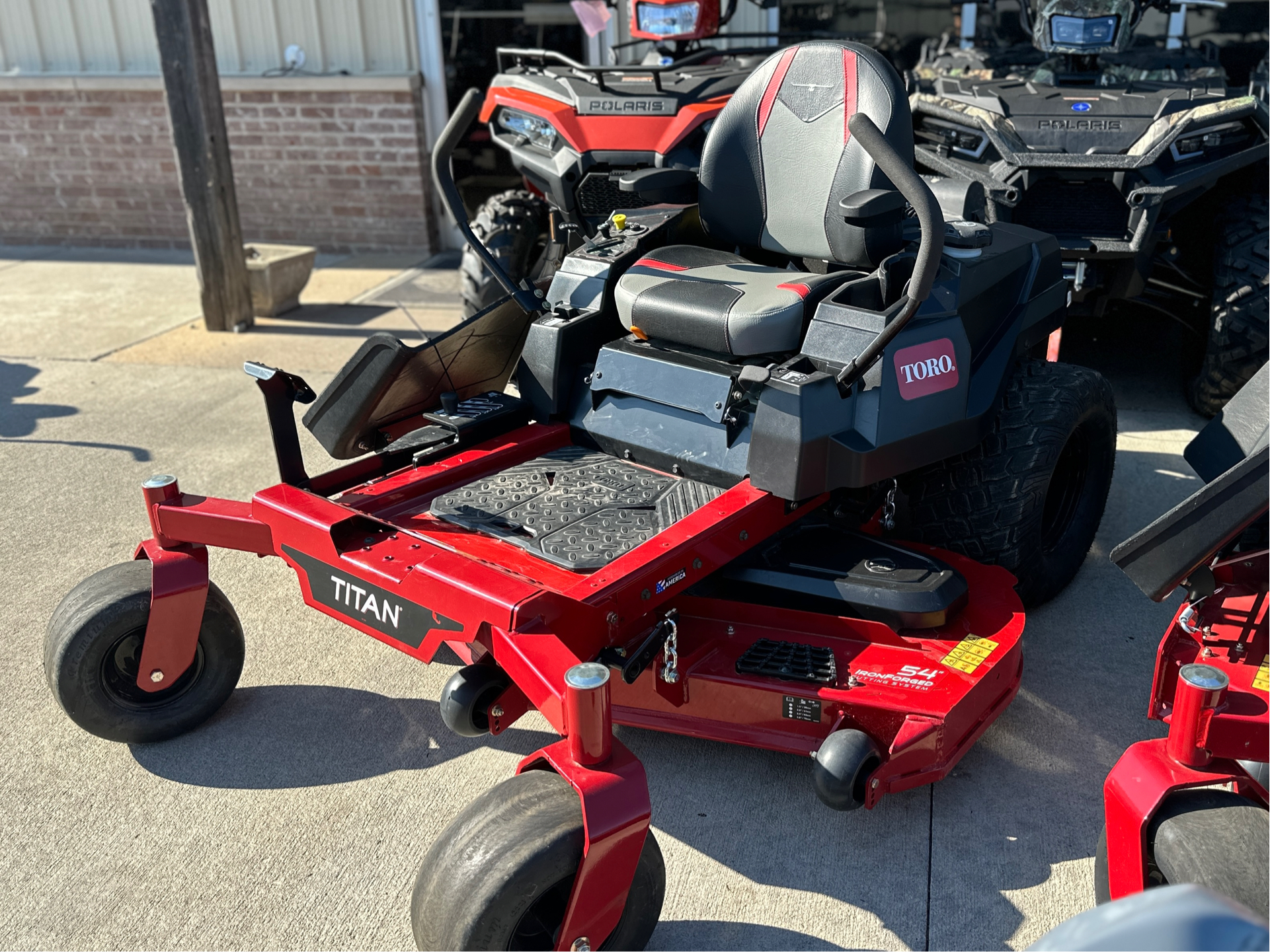 2022 Toro Titan 54 in. Kohler 26 hp in Farmington, Missouri - Photo 3