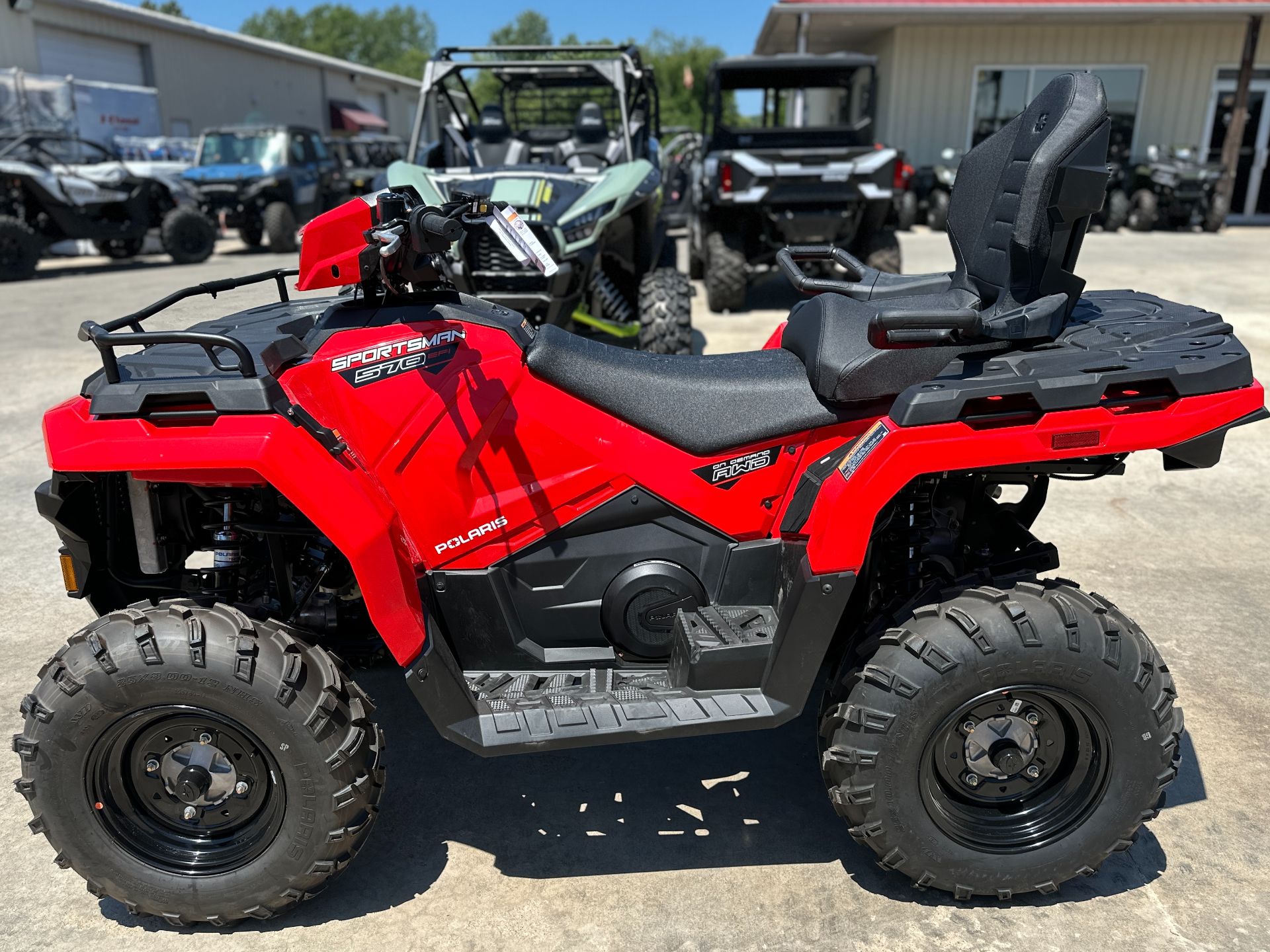 2025 Polaris Sportsman Touring 570 in Farmington, Missouri - Photo 8