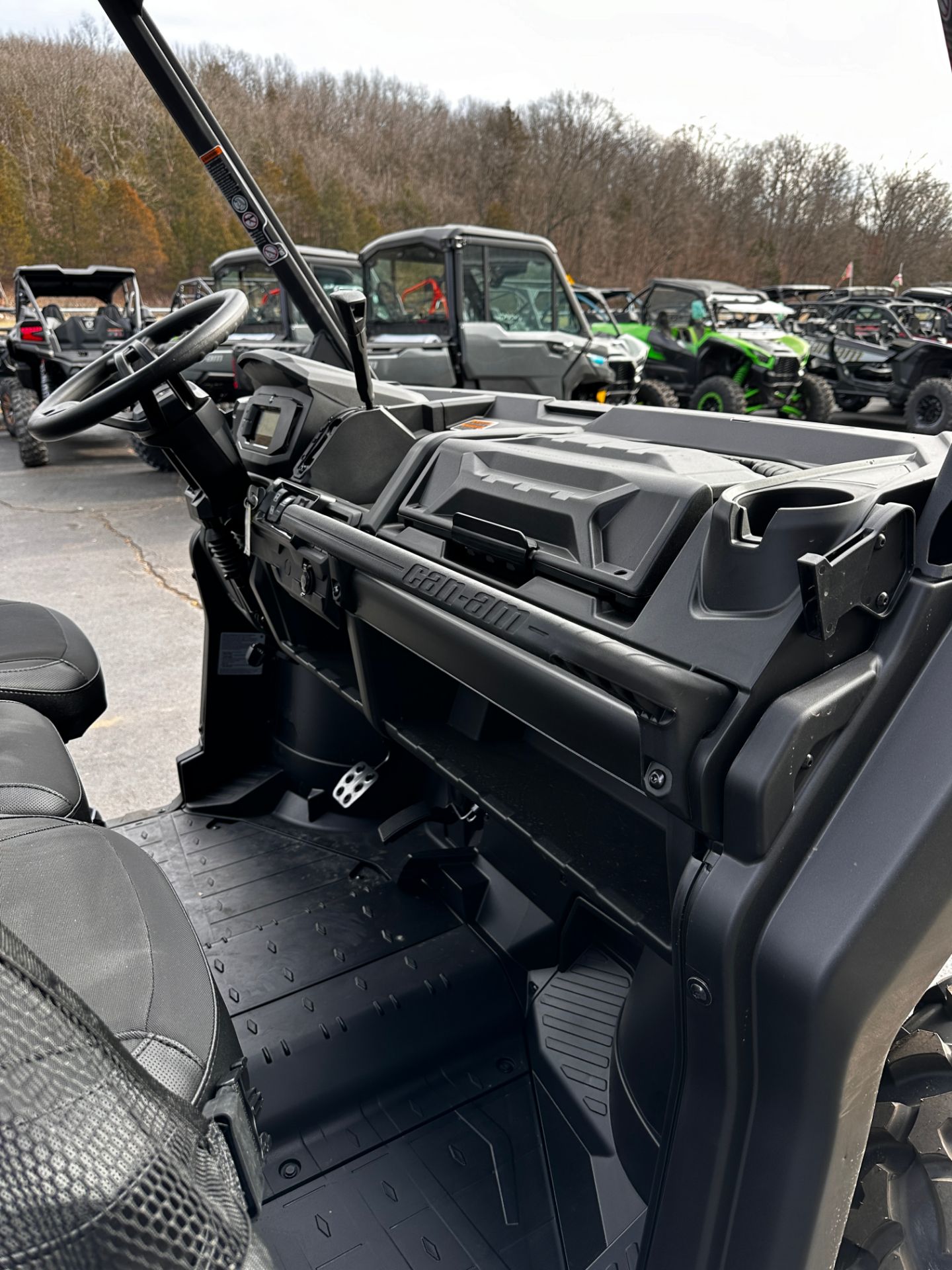 2024 Can-Am Defender XT HD10 in Farmington, Missouri - Photo 7