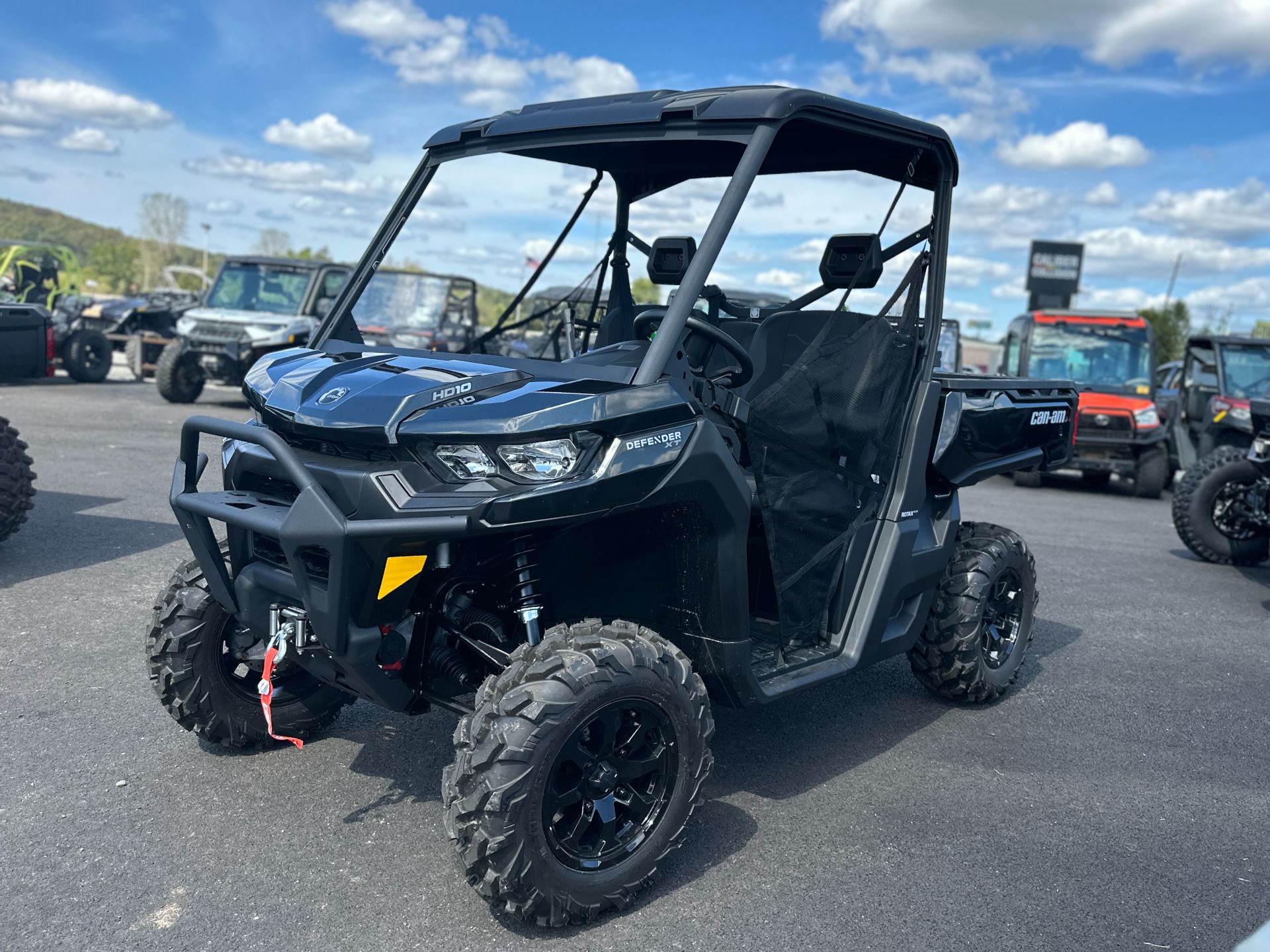 2025 Can-Am Defender XT HD10 in Farmington, Missouri - Photo 7