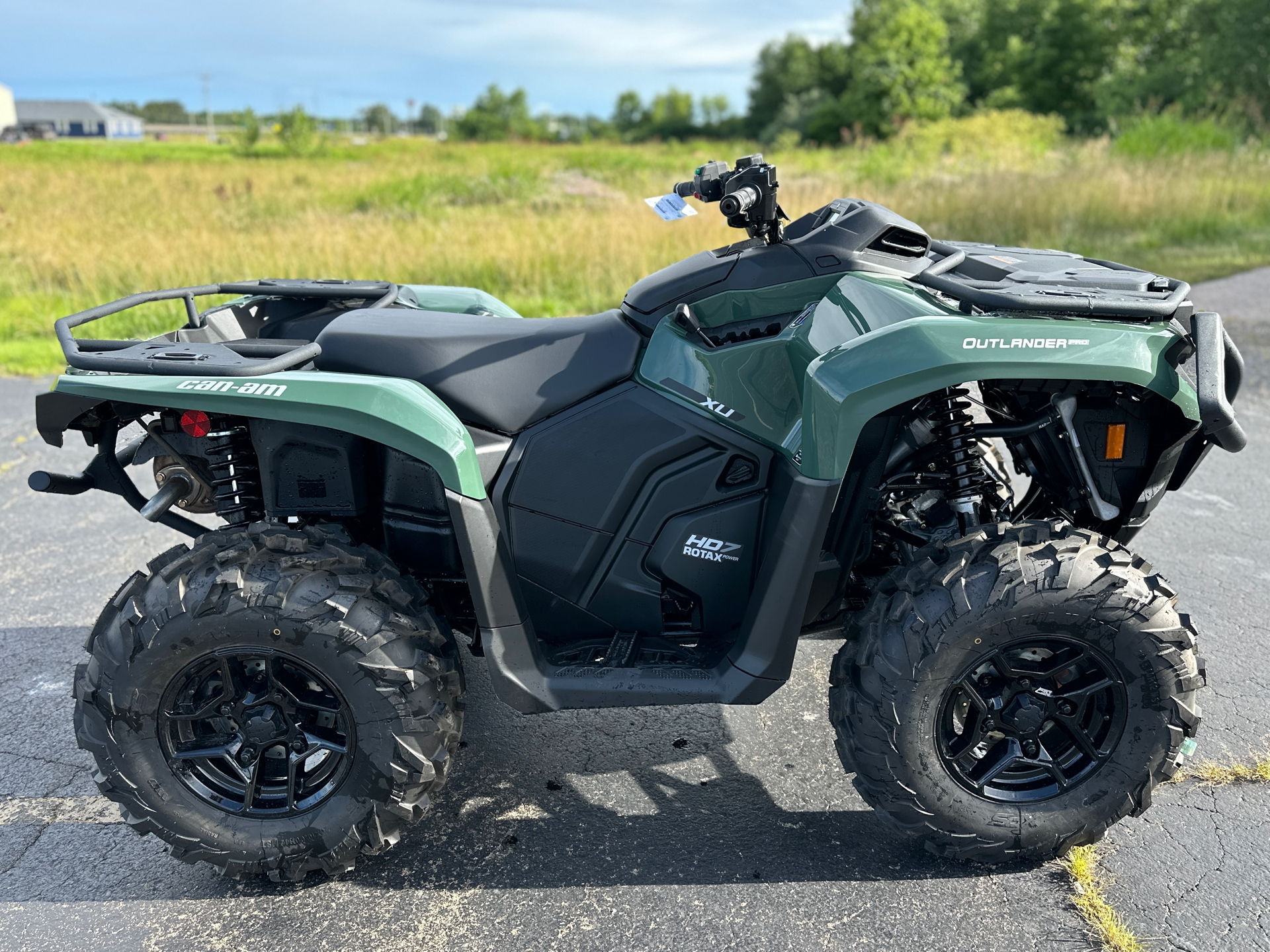 2024 Can-Am Outlander PRO XU HD7 in Farmington, Missouri - Photo 8