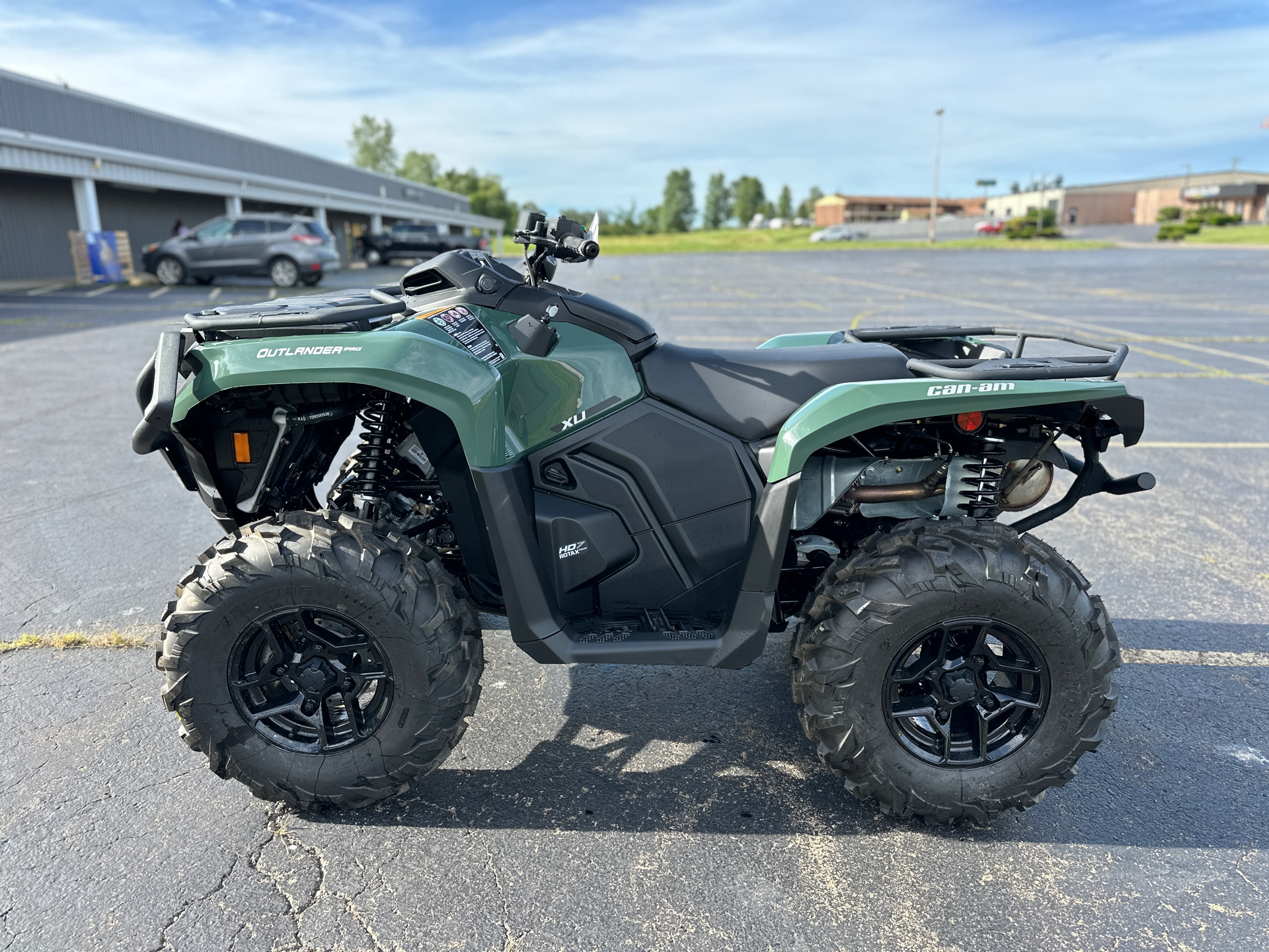 2024 Can-Am Outlander PRO XU HD7 in Farmington, Missouri - Photo 10