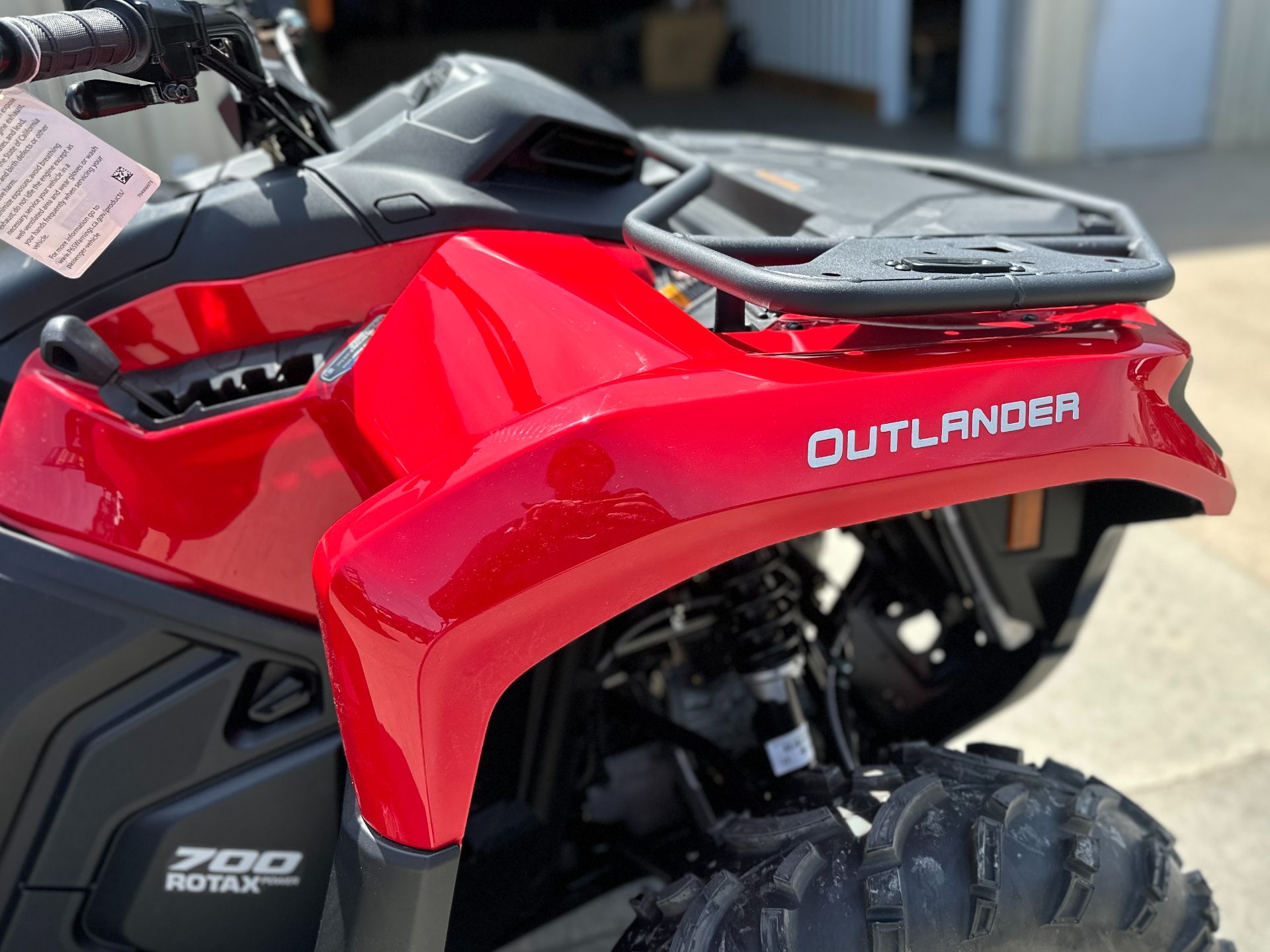 2024 Can-Am Outlander DPS 700 in Farmington, Missouri - Photo 9