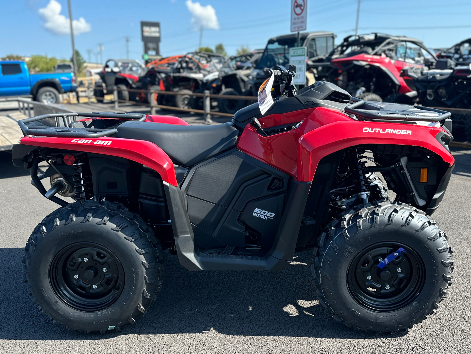 2025 Can-Am Outlander 500 in Farmington, Missouri - Photo 2