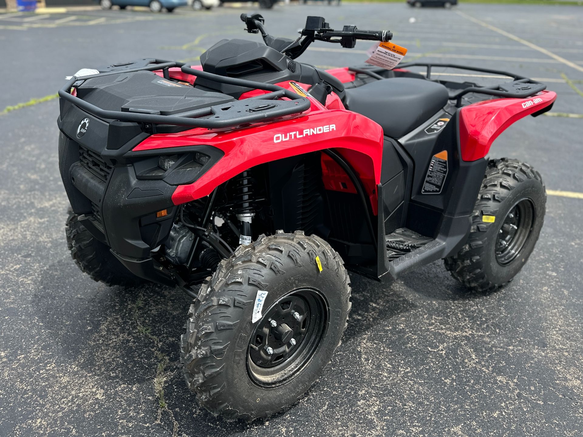 2024 Can-Am Outlander 700 in Farmington, Missouri - Photo 3