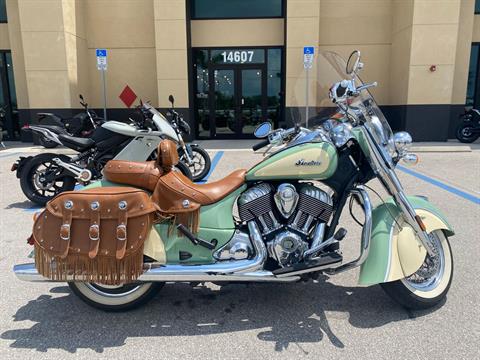 2015 Indian Motorcycle Chief® Vintage in Fort Myers, Florida - Photo 2