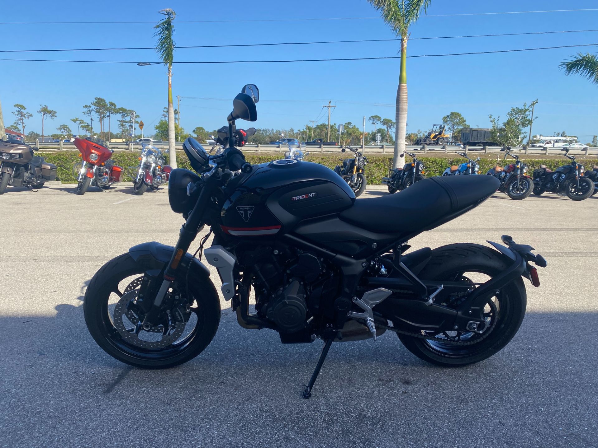 2023 Triumph Trident 660 in Fort Myers, Florida - Photo 6