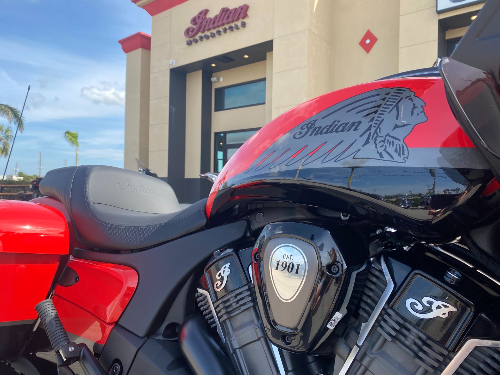 2023 Indian Motorcycle Challenger® Dark Horse® in Fort Myers, Florida - Photo 11