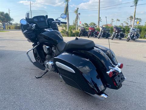 2022 Indian Motorcycle Challenger® Limited in Fort Myers, Florida - Photo 5
