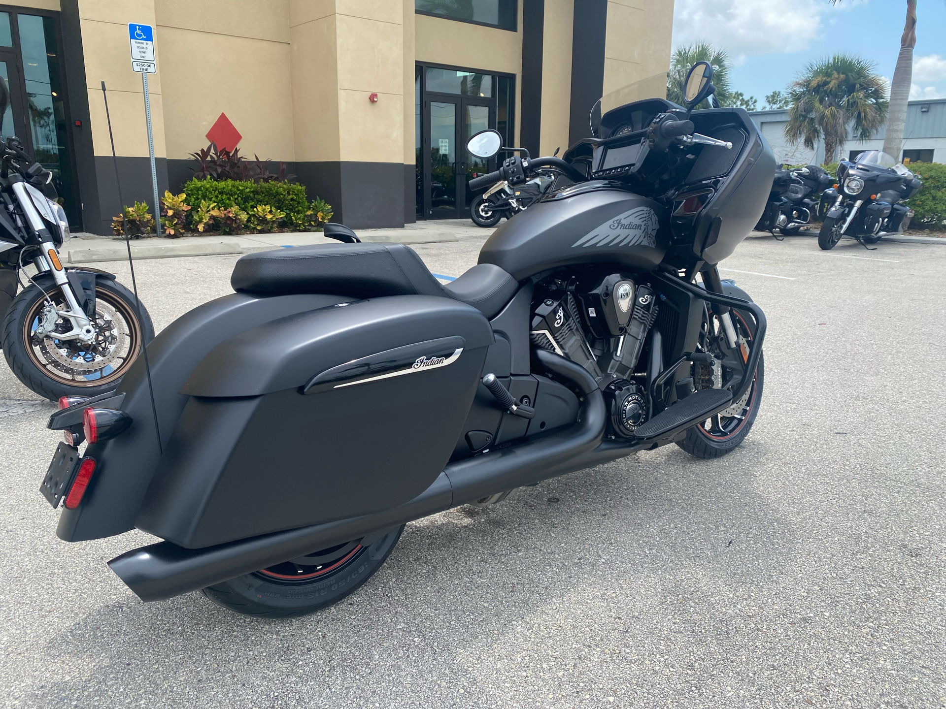 2023 Indian Motorcycle Challenger® Dark Horse® in Fort Myers, Florida - Photo 3