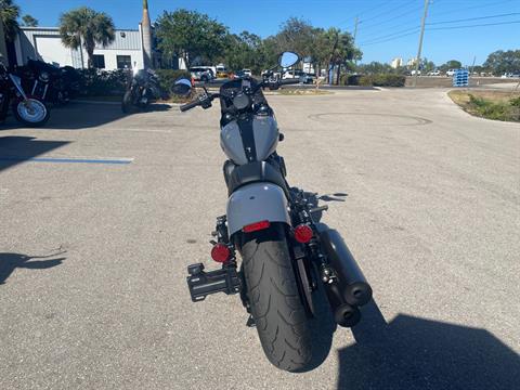 2023 Indian Motorcycle Sport Chief Dark Horse® in Fort Myers, Florida - Photo 4