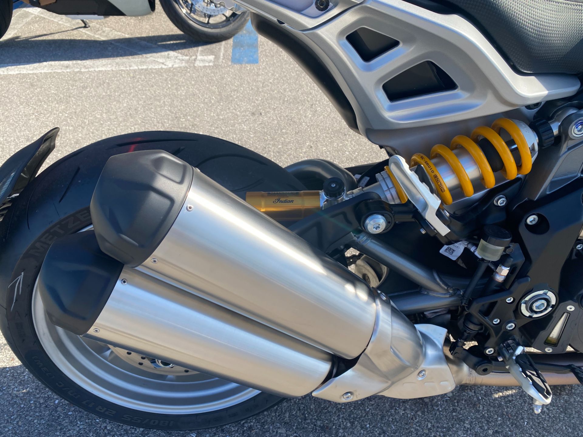 2023 Indian Motorcycle FTR R Carbon in Fort Myers, Florida - Photo 15