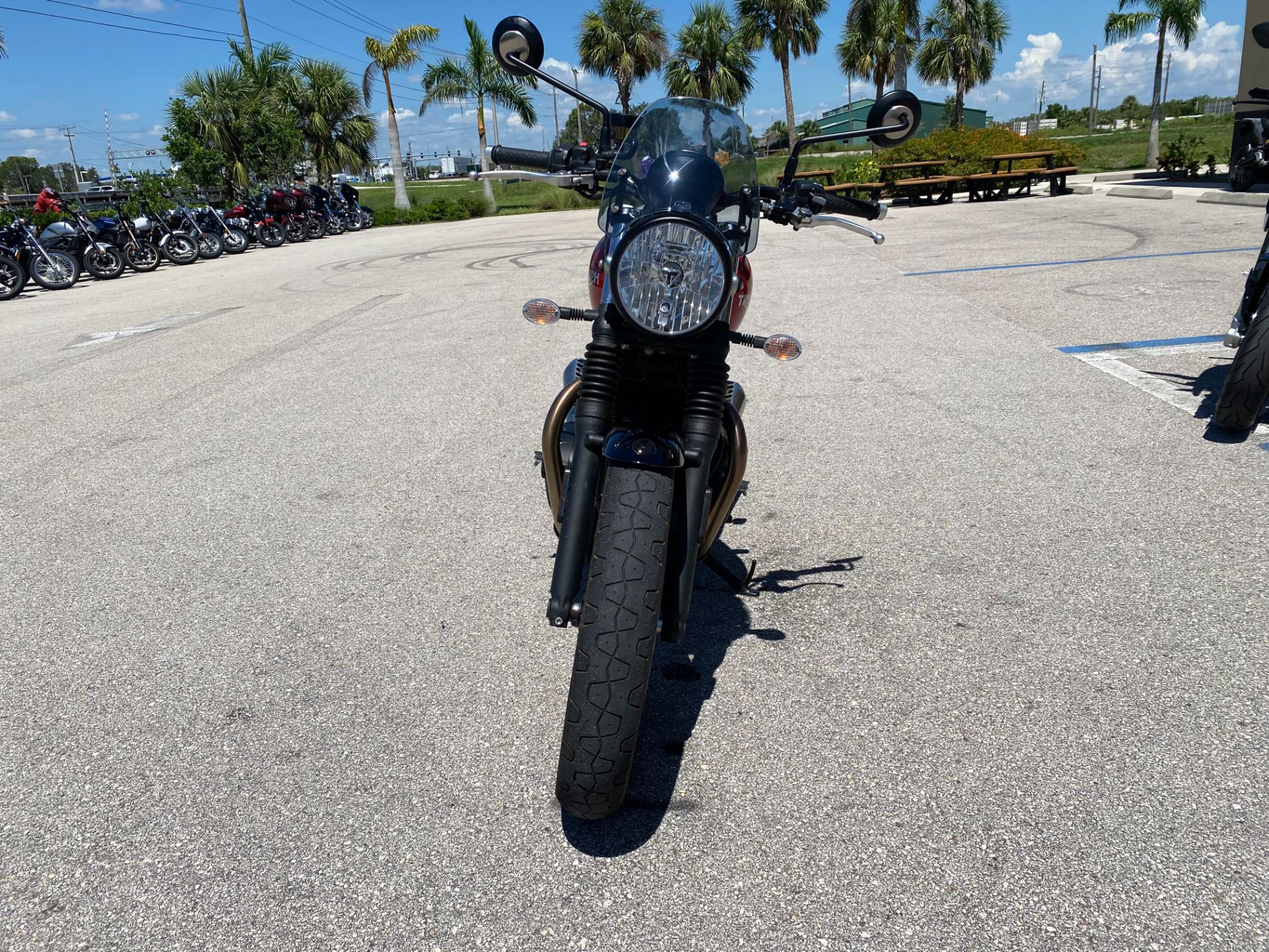 2019 Triumph Street Twin in Fort Myers, Florida - Photo 8