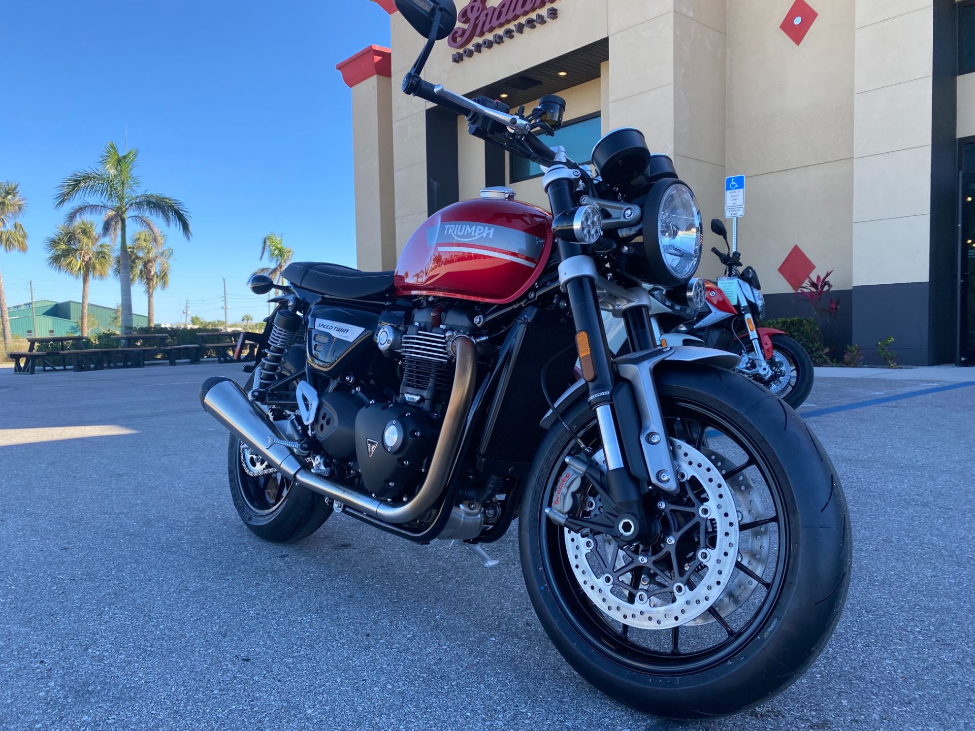 2023 Triumph Speed Twin 1200 in Fort Myers, Florida - Photo 9