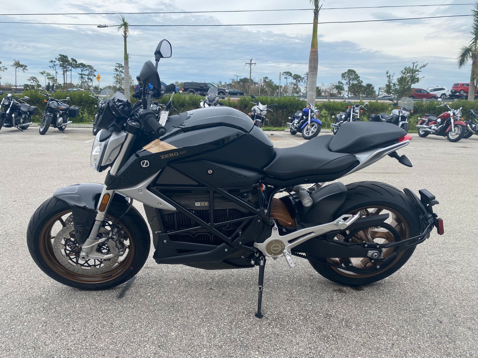 2023 Zero Motorcycles SR/F NA ZF17.3 in Fort Myers, Florida - Photo 6
