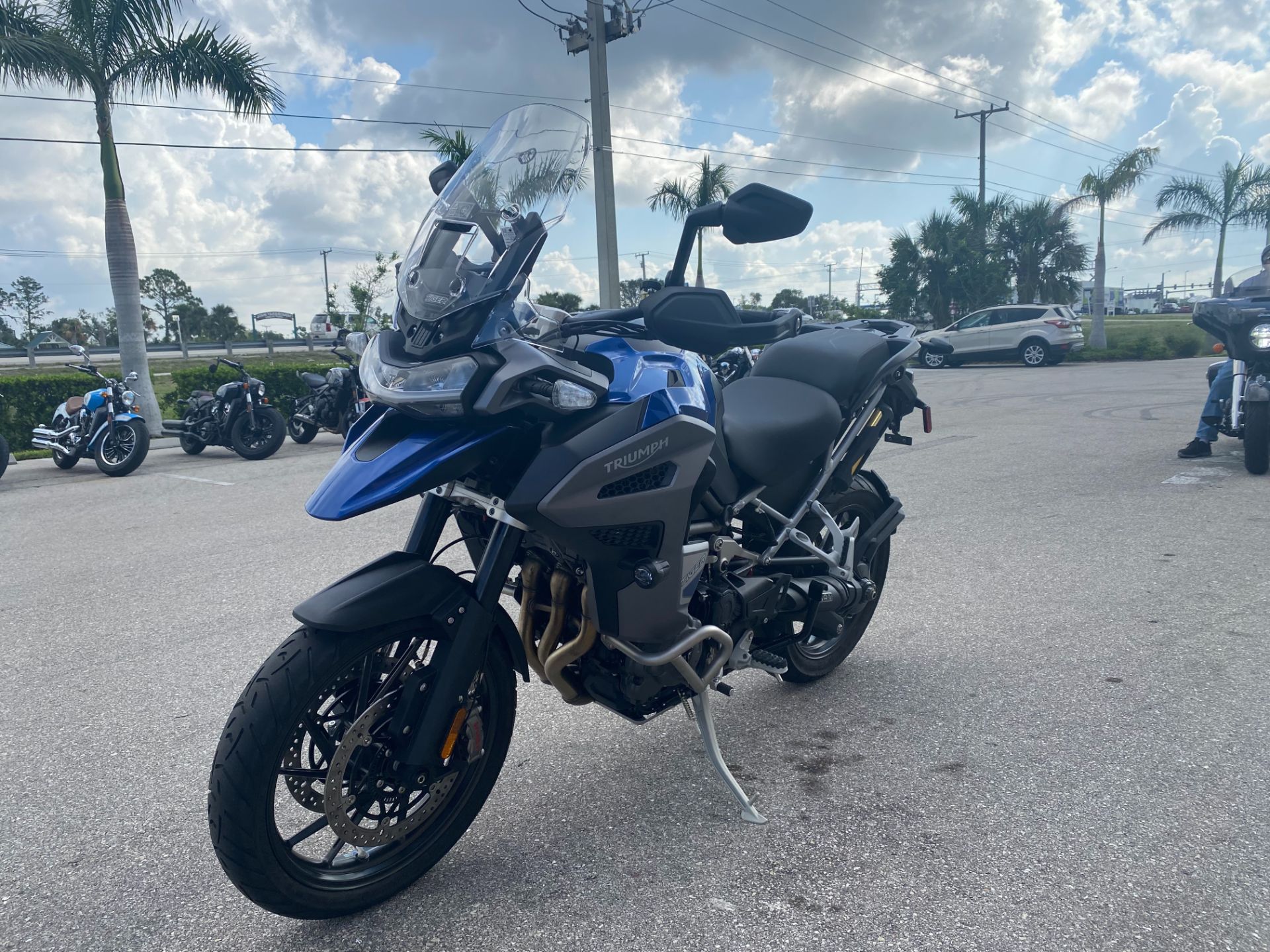 2023 Triumph Tiger 1200 GT Explorer in Fort Myers, Florida - Photo 7