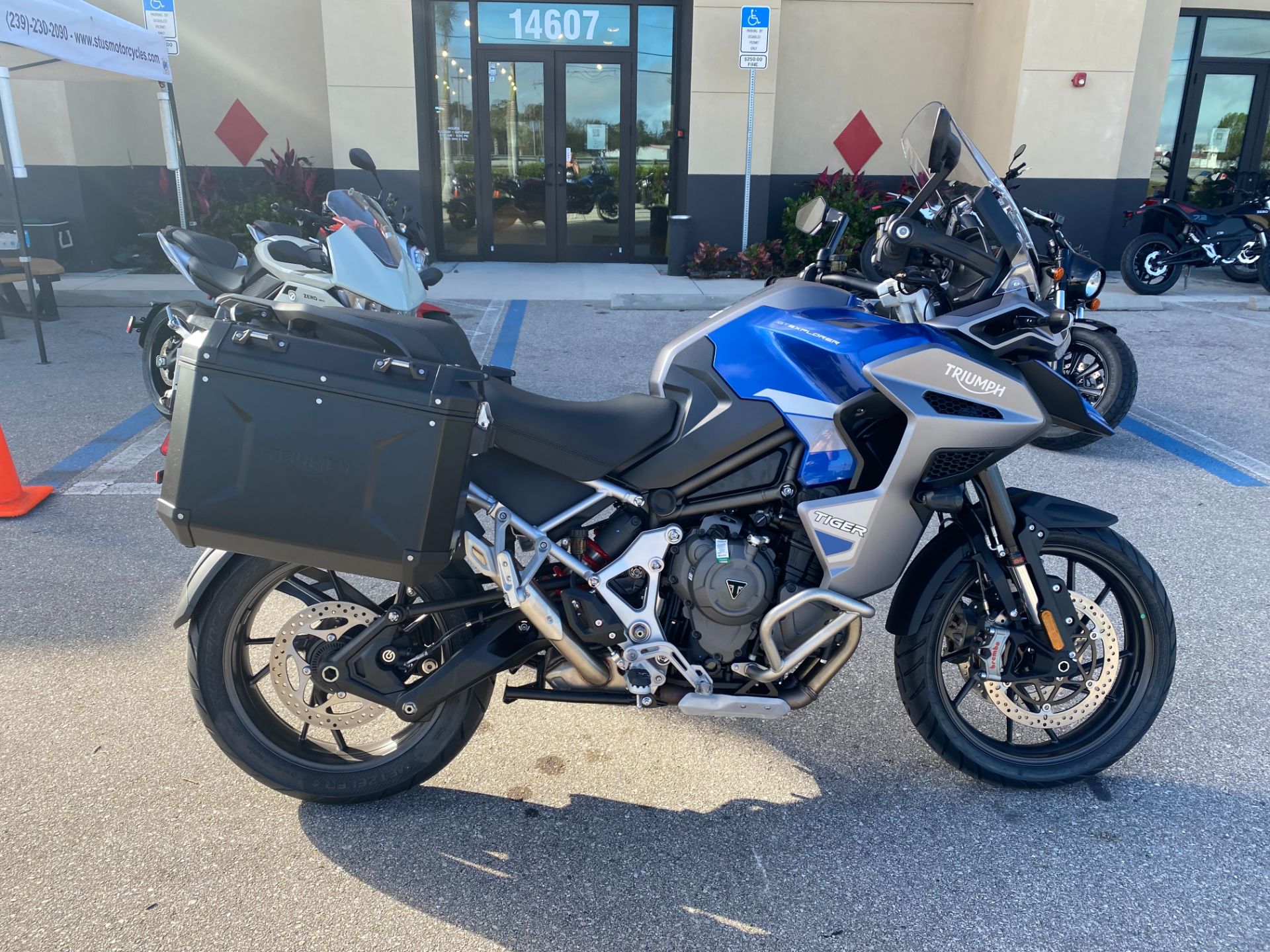2023 Triumph Tiger 1200 GT Explorer in Fort Myers, Florida - Photo 2